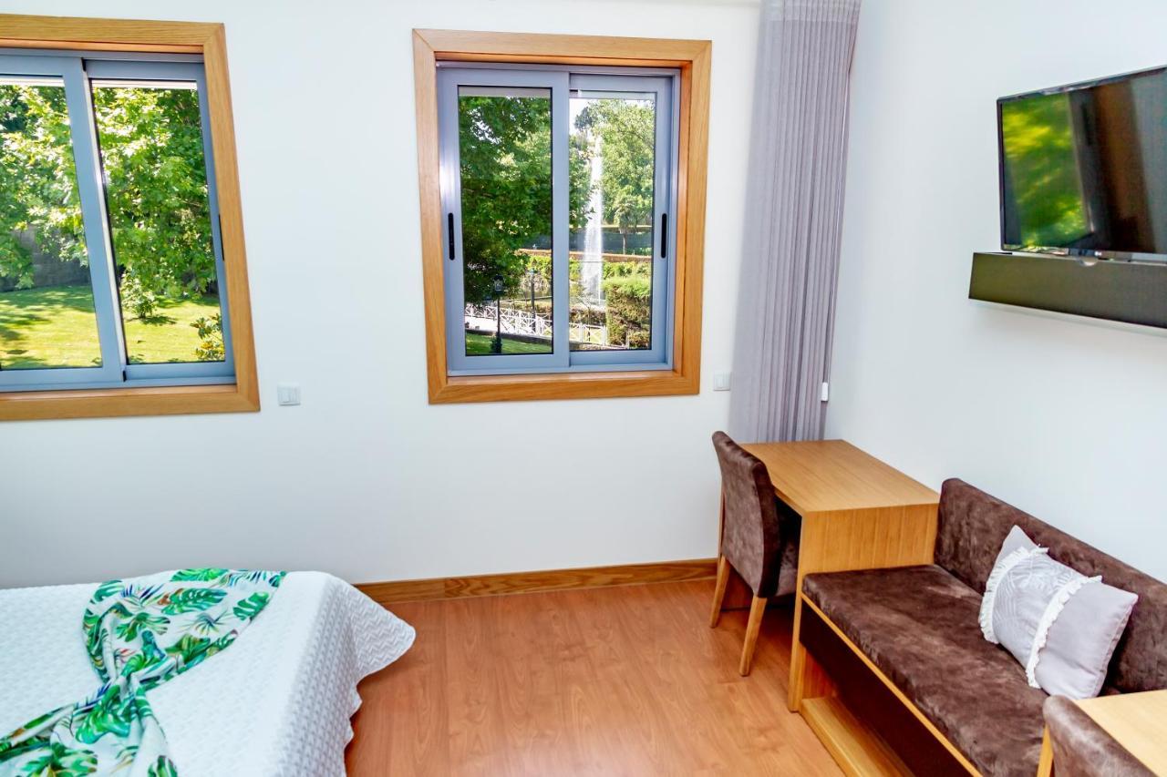 Boutique Mouras Bed and Breakfast Mondim de Basto Eksteriør billede